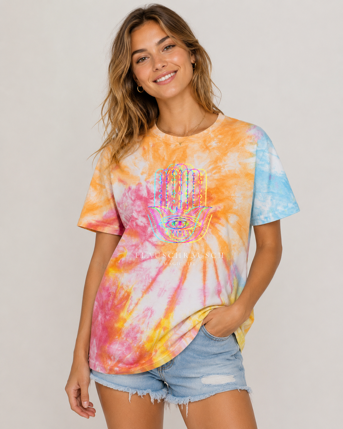 Flauschrausch Magic Life Tie Dye Shirt mit Hamsa Print