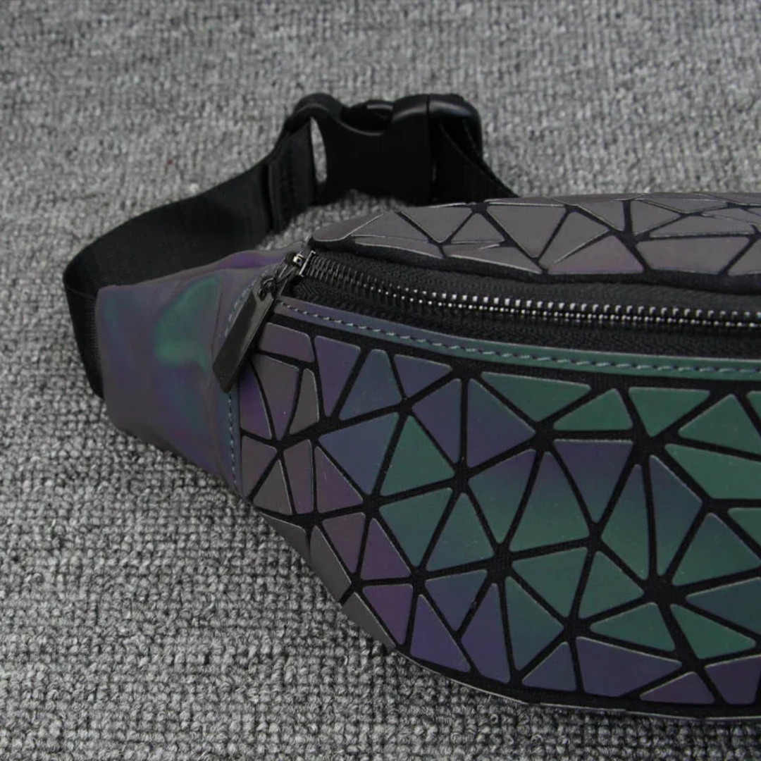 Luminalux Reflective Bag – reflektierende Festival-Bauchtasche