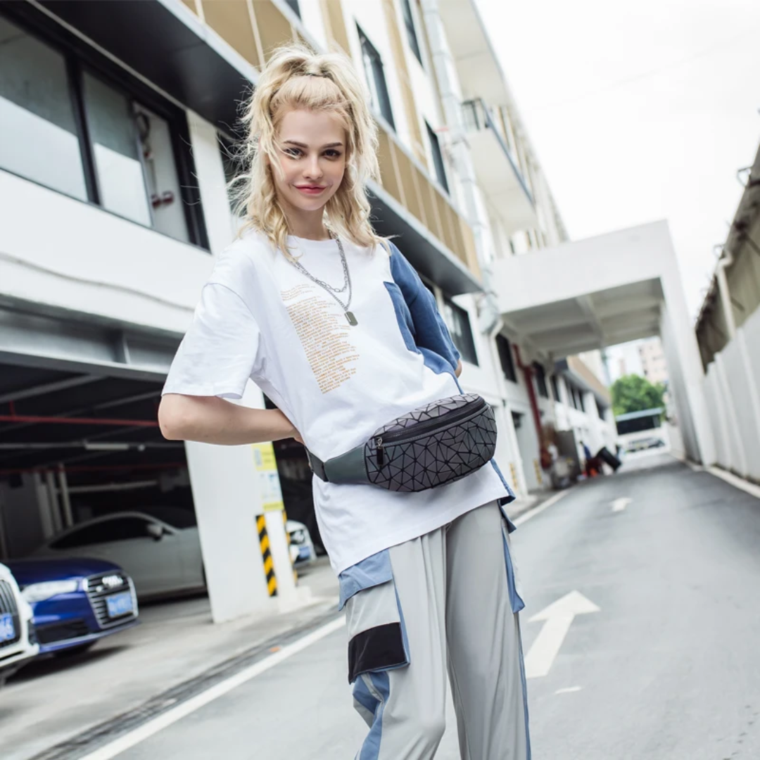 Luminalux Reflective Bag – reflektierende Festival-Bauchtasche