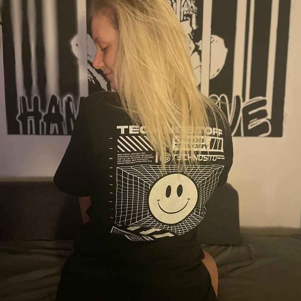 Virtual Rave T-Shirt (oversized, unisex, black)